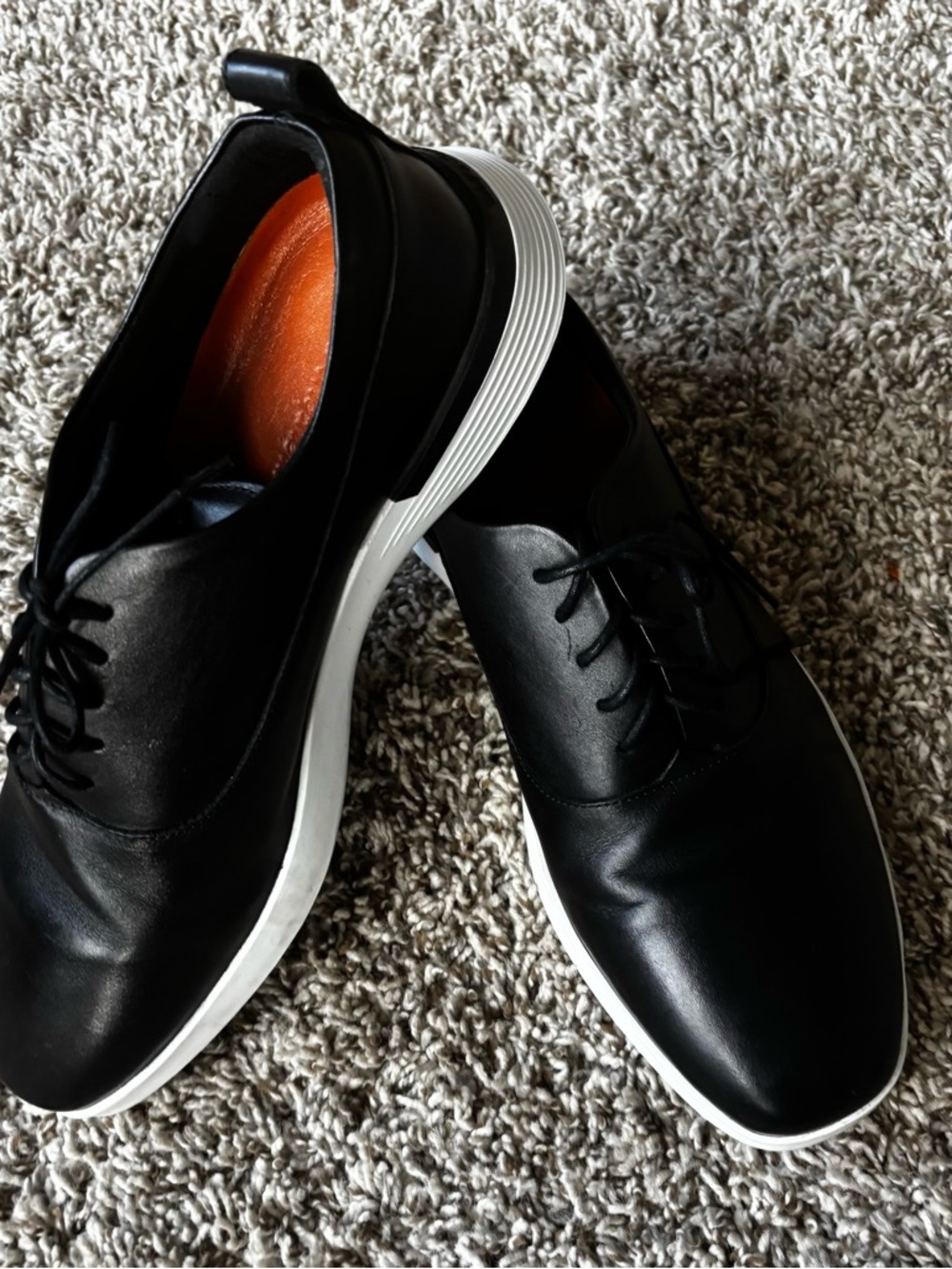 Men Black Leather  
Lightweight Sole wolf & shepherd black white crossover 10.5 - Picture 4 of 10